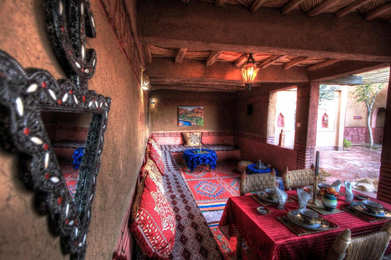 Jardin De La Source Hotel Ait Youl Exterior foto