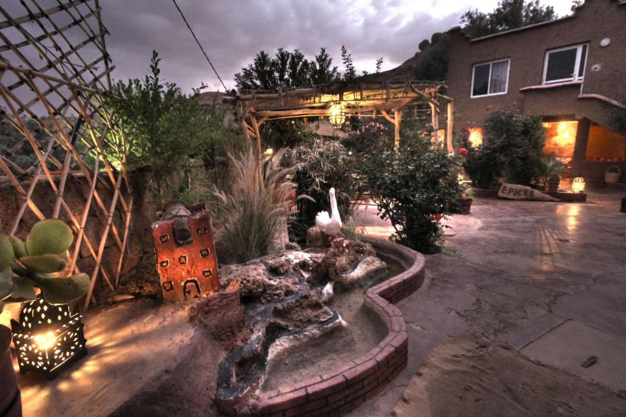 Jardin De La Source Hotel Ait Youl Exterior foto